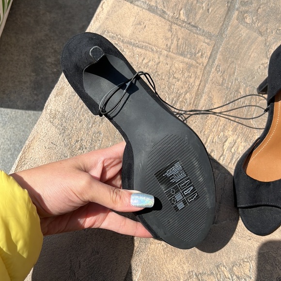 NWT Black suede heels - Picture 4 of 5